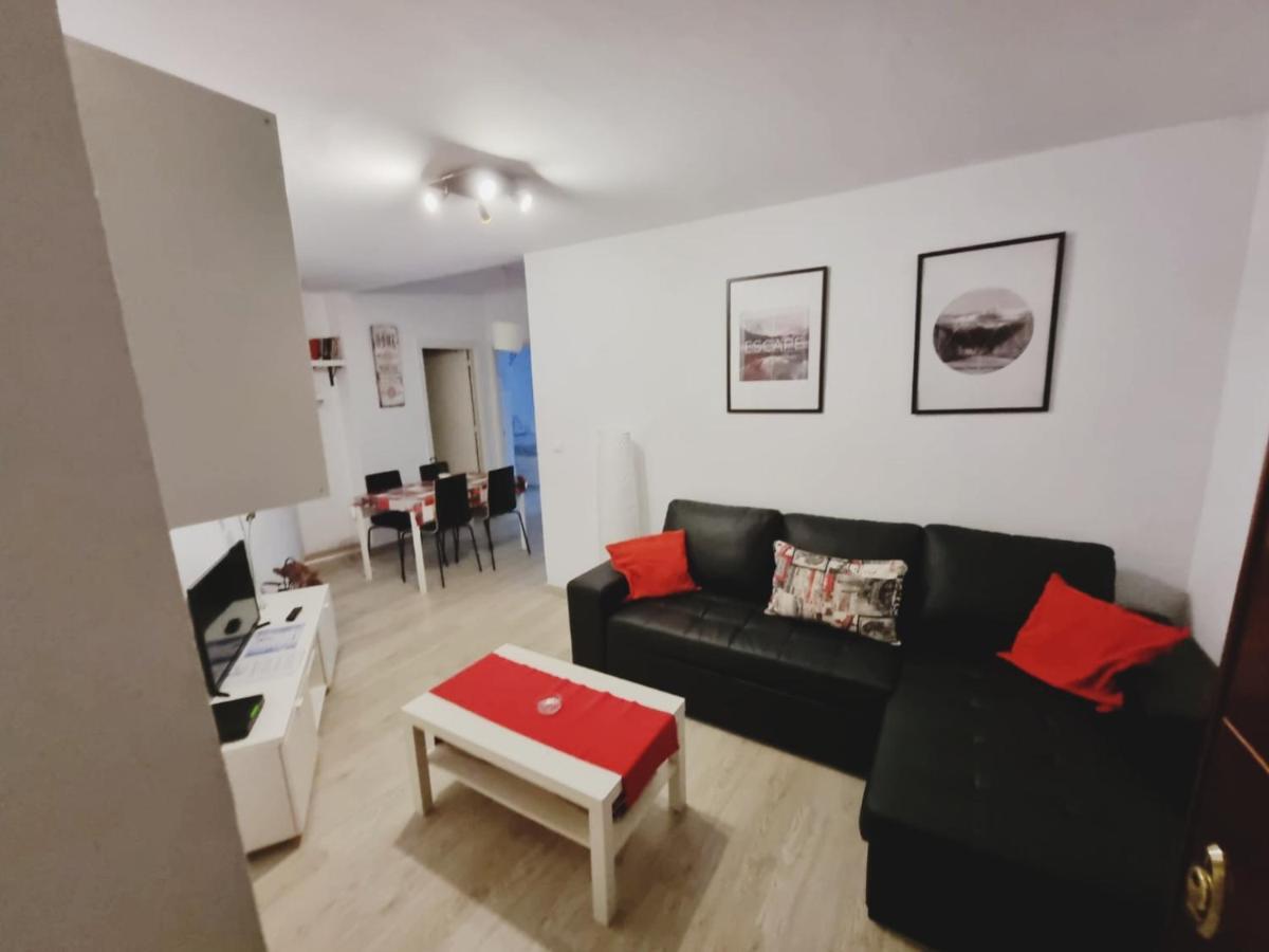 Apartamento Con Encanto "Larios Street" Apartment Malaga Bagian luar foto