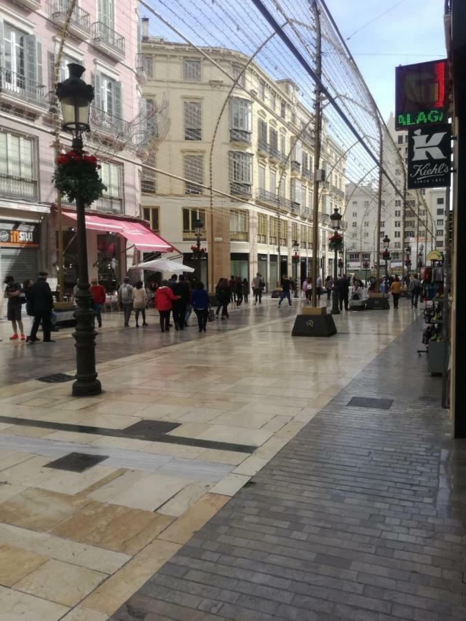 Apartamento Con Encanto "Larios Street" Apartment Malaga Bagian luar foto